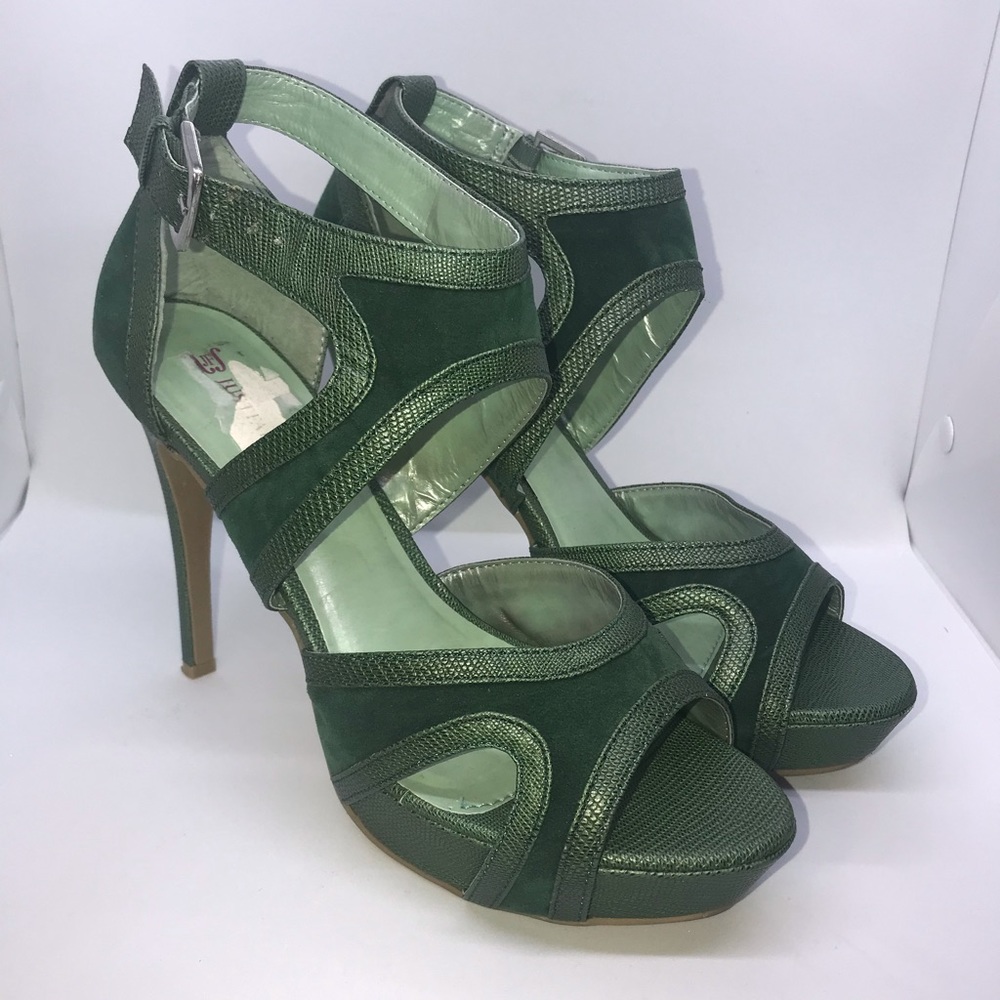 Peep toe heels